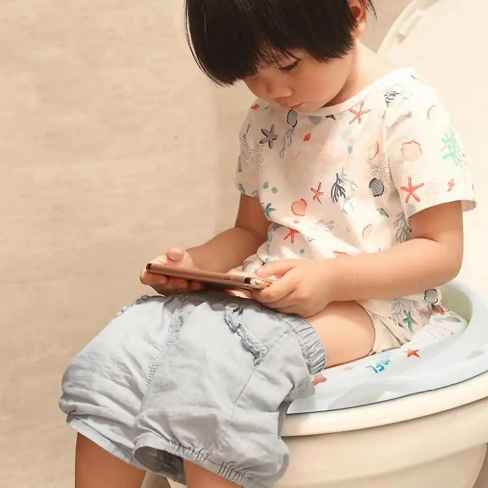 Baby soft padded potty training seat